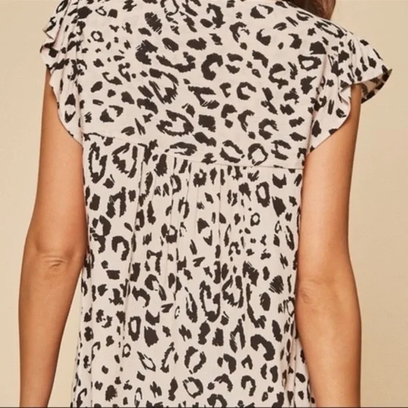 Savanna Jane Leopard embroidered Top Sz M - Picture 3 of 7